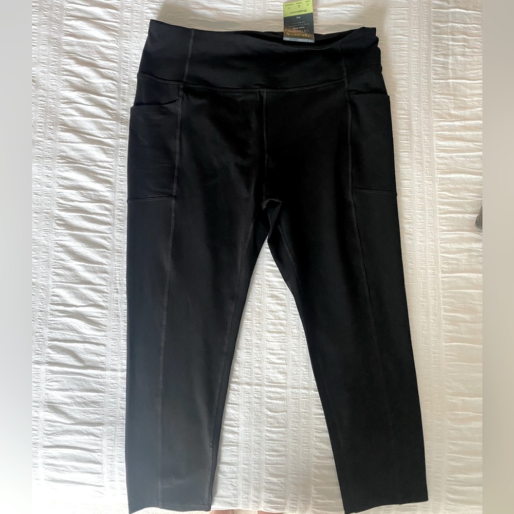 Womens Tek gear black leggings